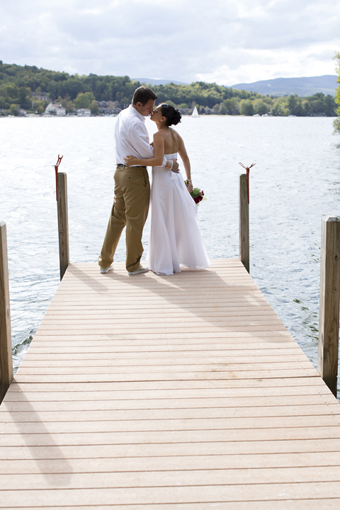Bride & Groom Lakeside