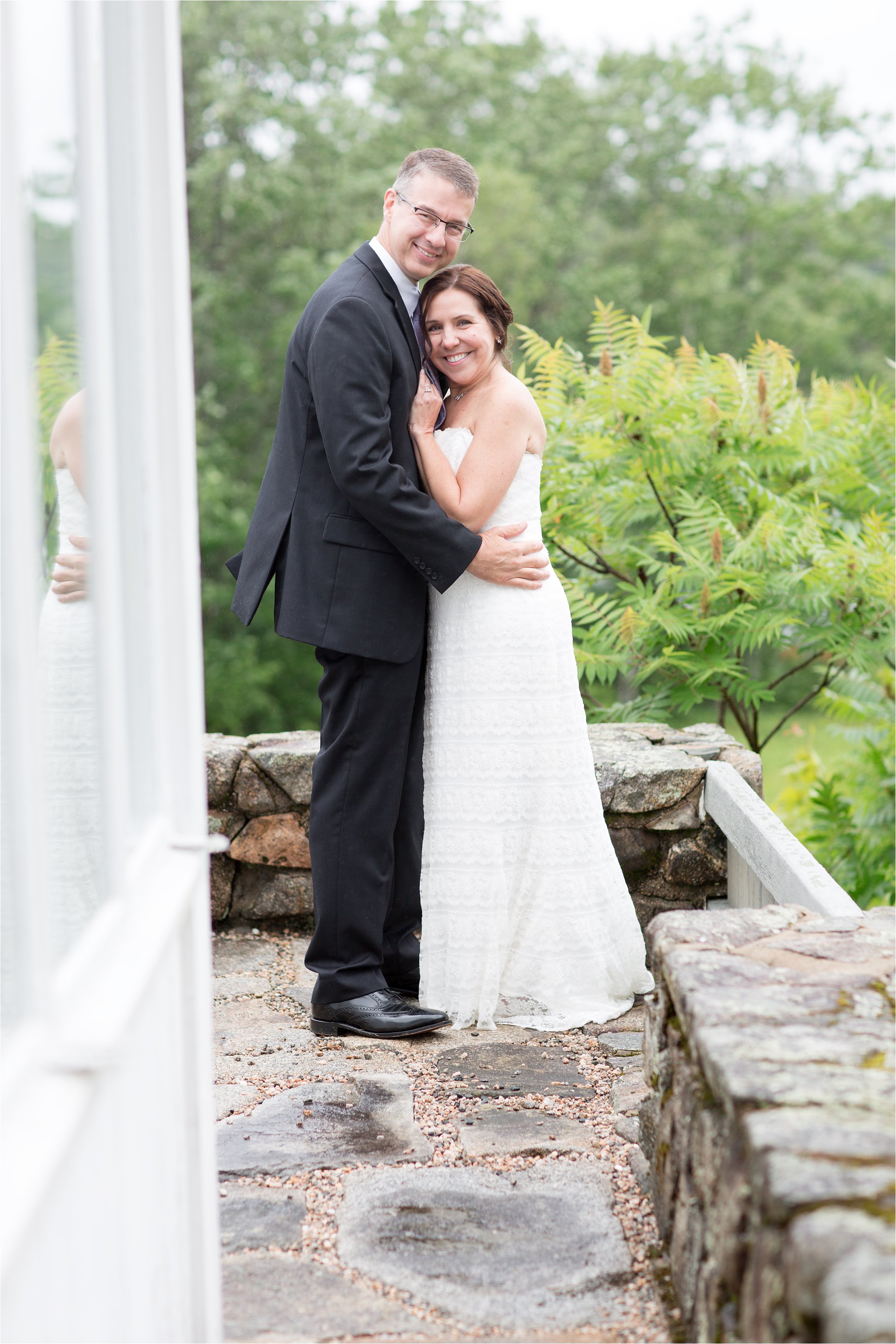 Bride & Groom (C) Maundy Mitchell