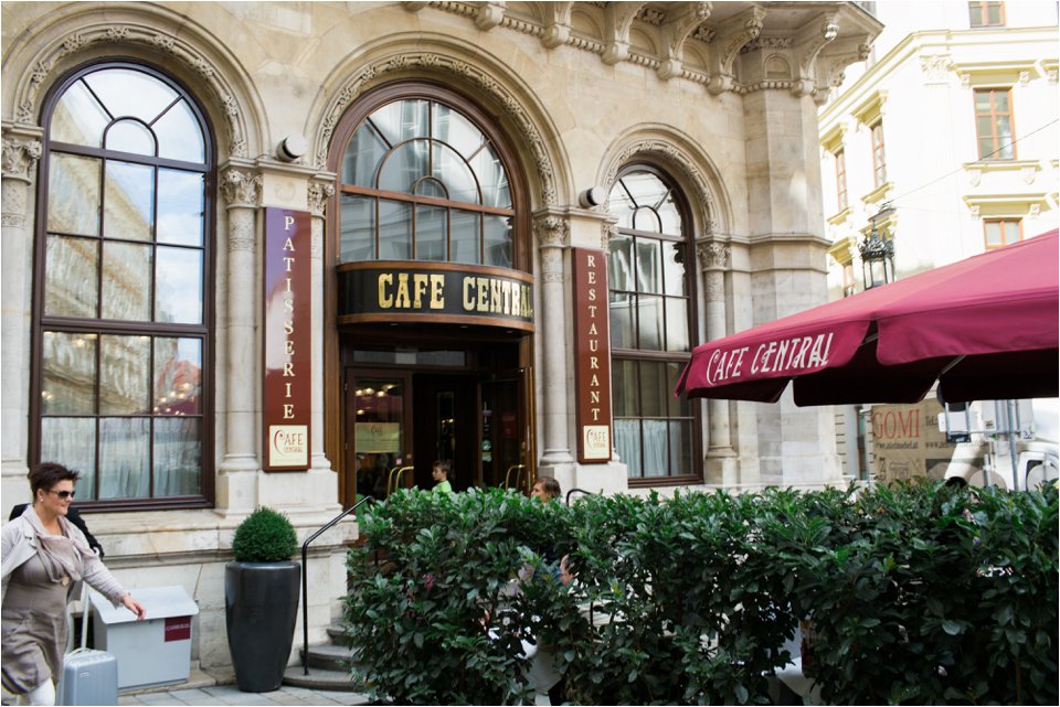 Cafe in Vienna Austria (C) Maundy Mitchell