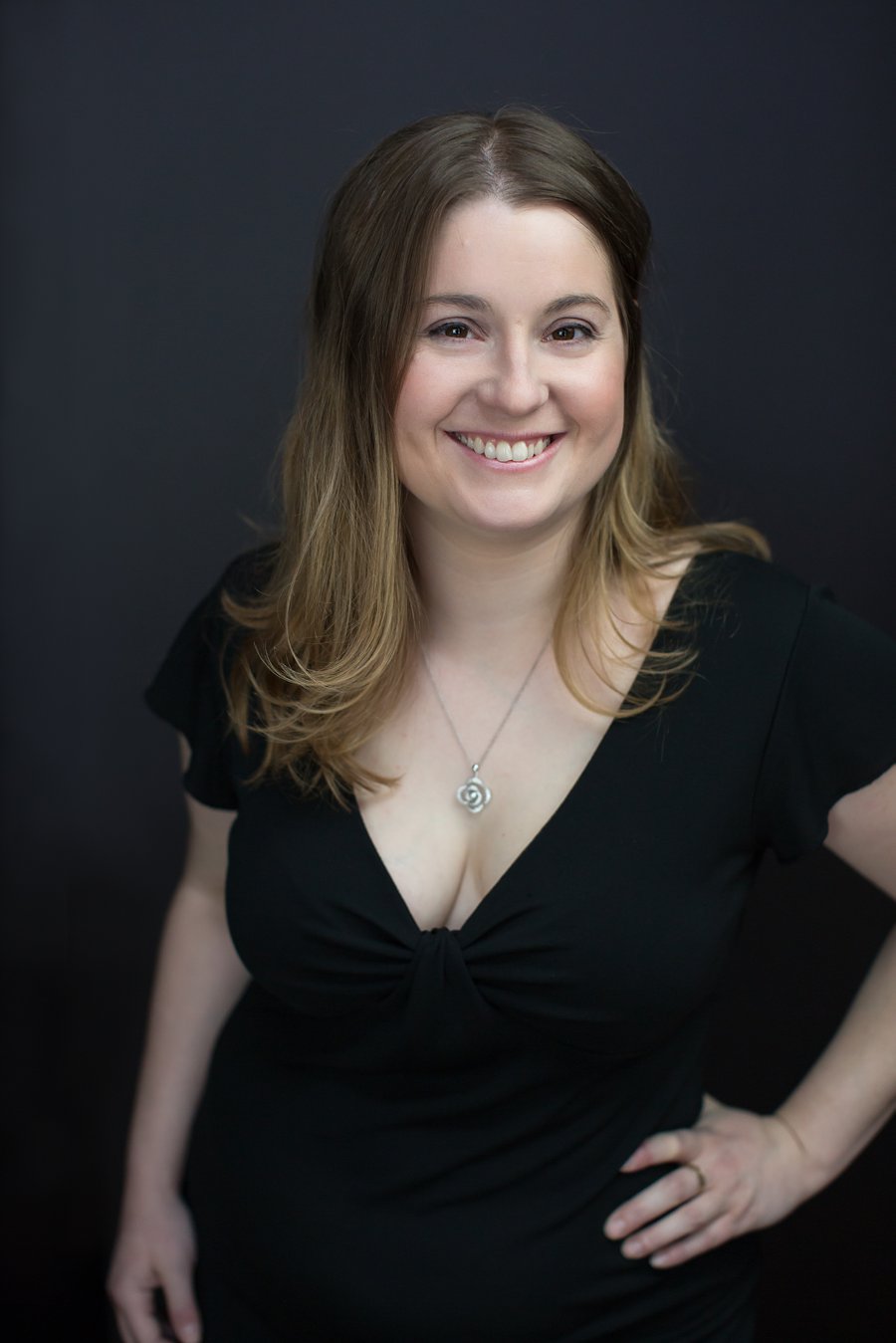 Portrait of Yvonne Plymouth NH_0010.jpg