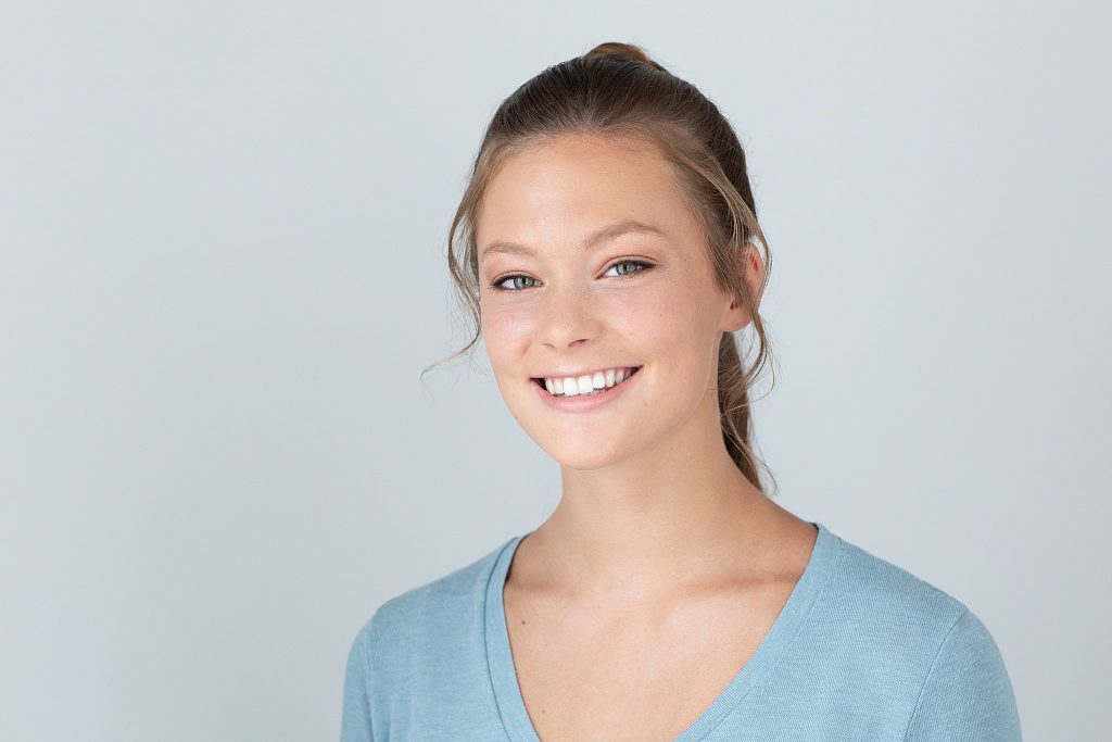 Abby's headshot for her modeling portfolio
