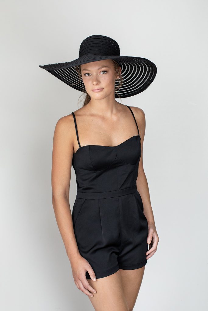 NH fashion photography - Abby in hat