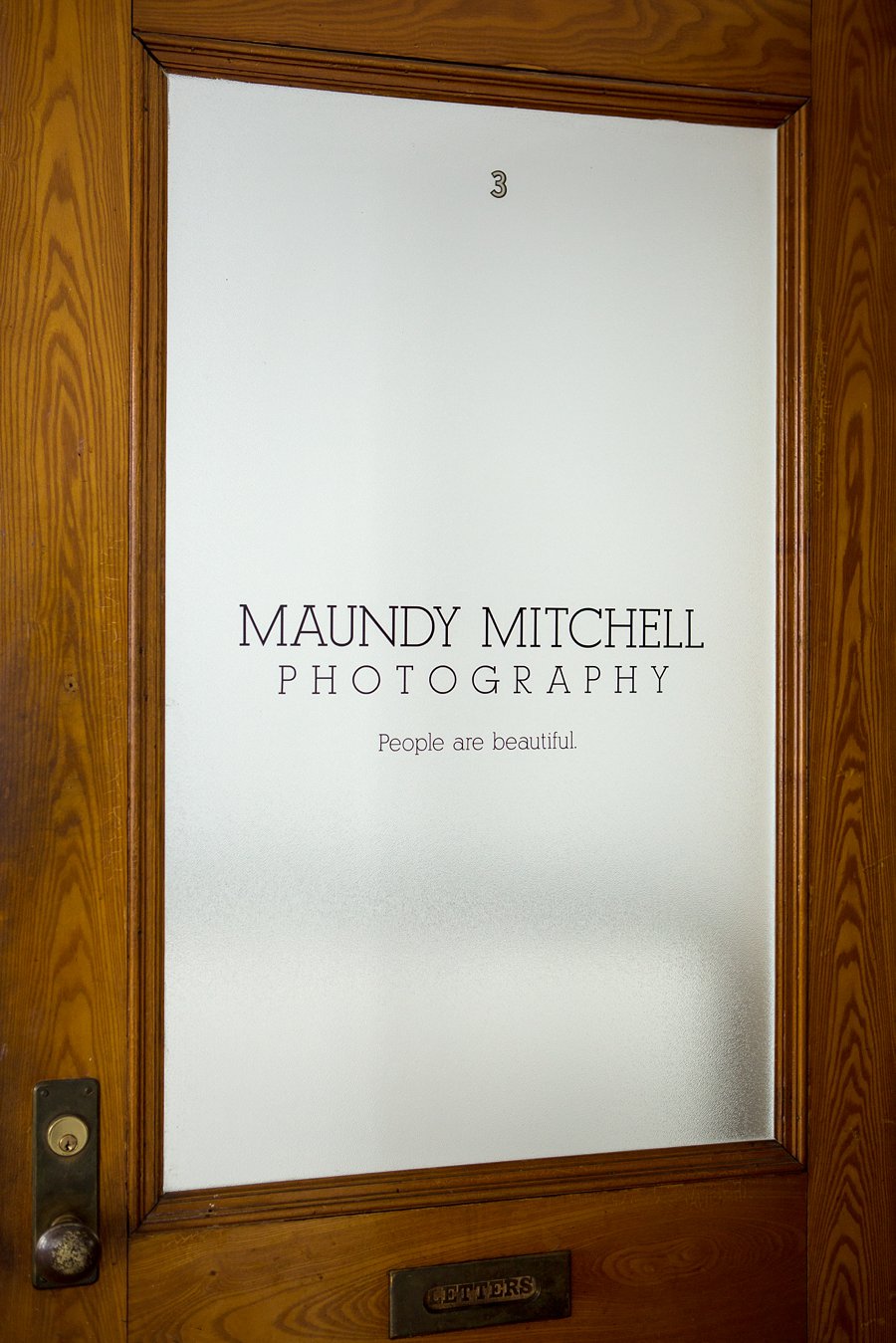 Maundy Mitchell Photography studio_0027.jpg