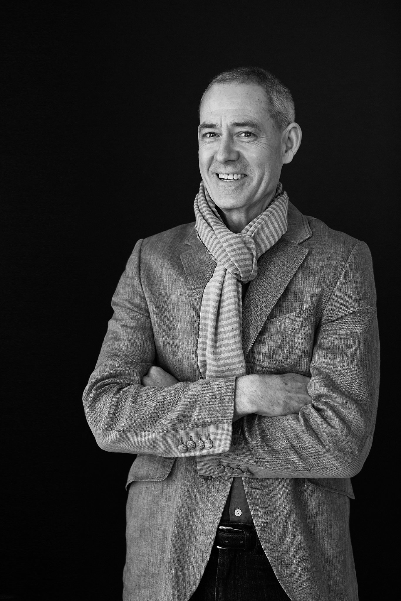 Black and White Portrait of David in Tweed Jacket_0018.jpg